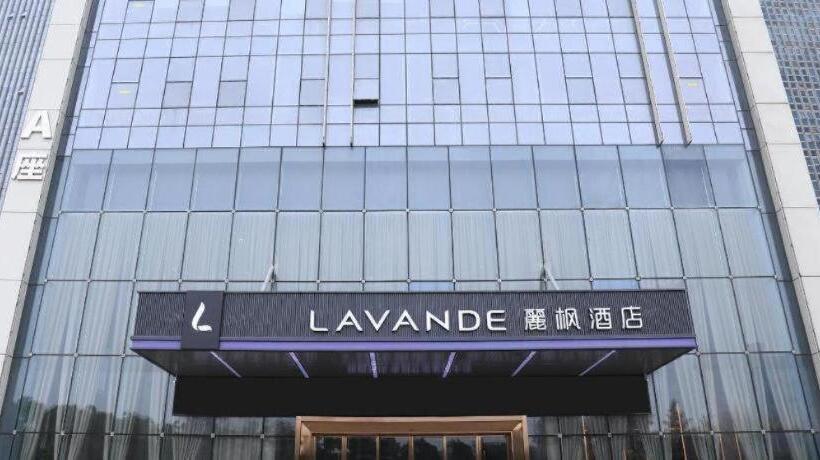 Lavande Hotel Nanchang Aixihu Shida