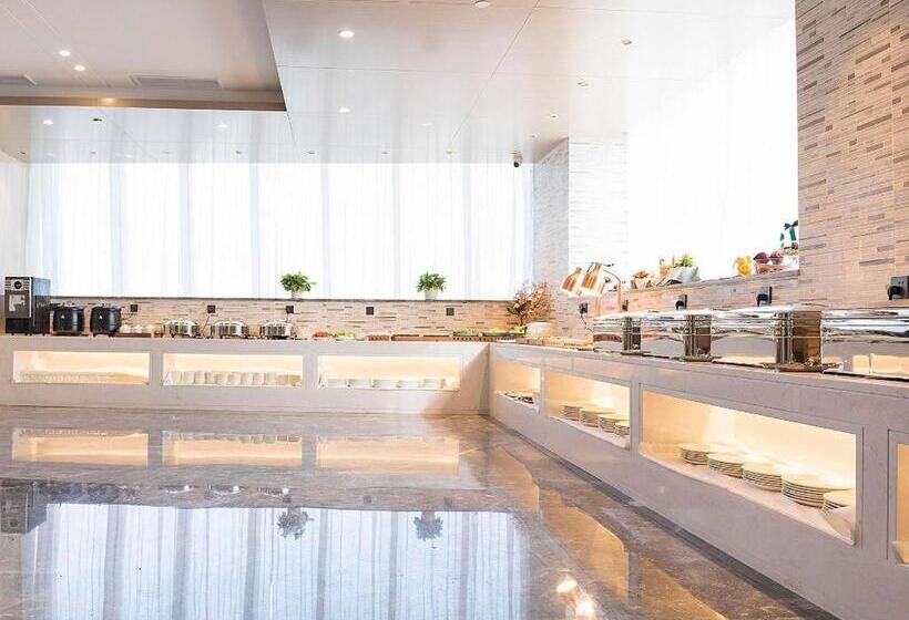 Lavande Hotel Nanchang Aixihu Shida