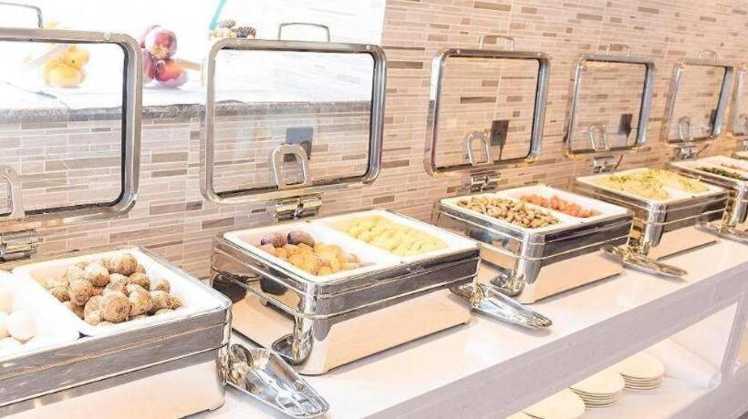 Lavande Hotel Nanchang Aixihu Shida