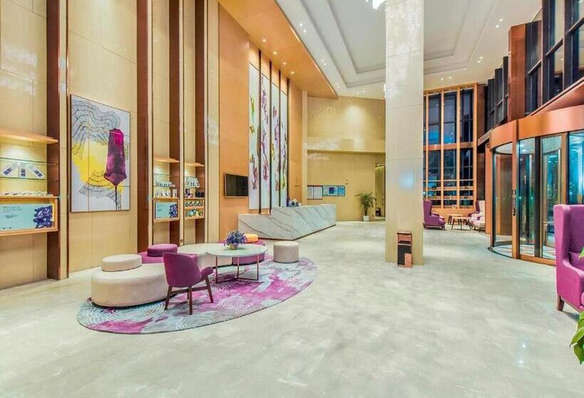 Lavande Hotel Sichuan Shehong Juxin Plaza