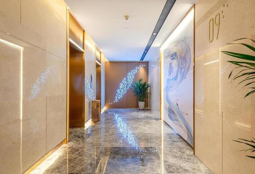 Lavande Hotel Zhongshan Lihe Square