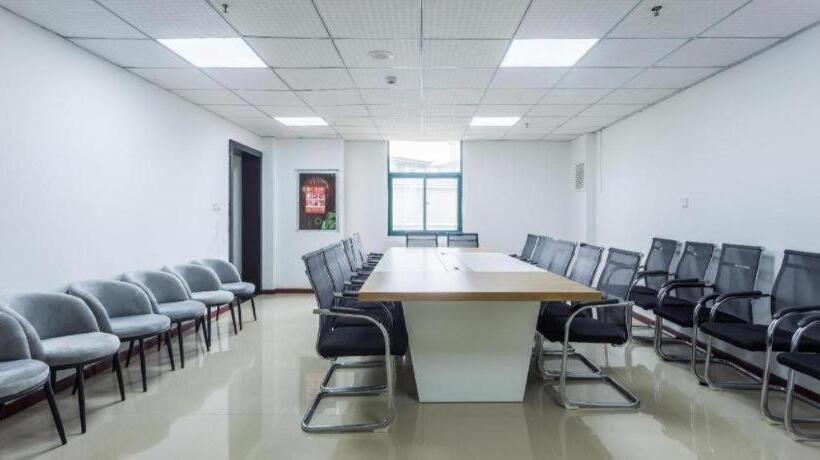 Starway Hotel Anshun Huangguoshu Street Anshun College