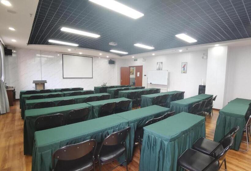 Starway Hotel Baoding Dongfeng Middle Road