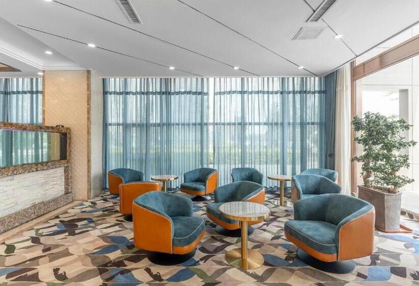 Starway Hotel Chifeng Wanda Plaza