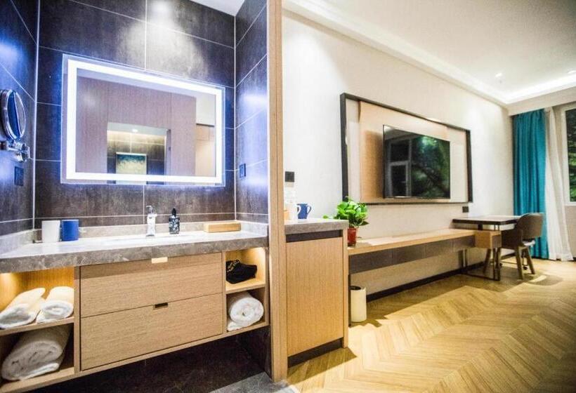 Starway Hotel Linqi Renmin Square