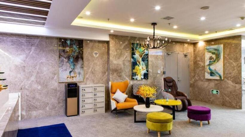 Starway Hotel Linyi University