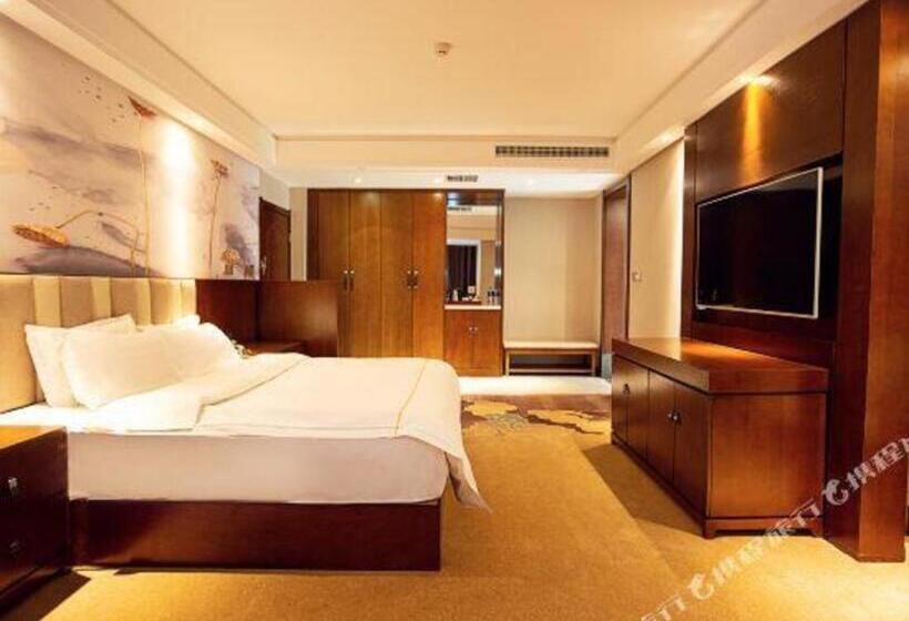 Starway Hotel Luoyang Sports Center