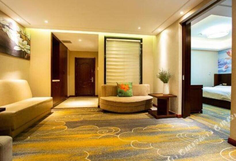 Starway Hotel Luoyang Sports Center