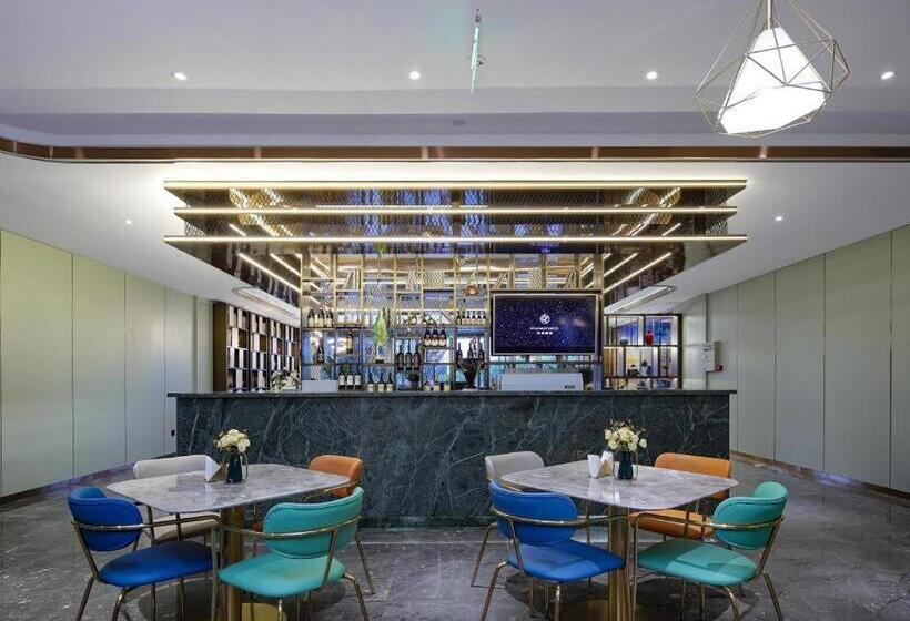 Starway Hotel Nanjing Binjiang Development Zone Xintiandi