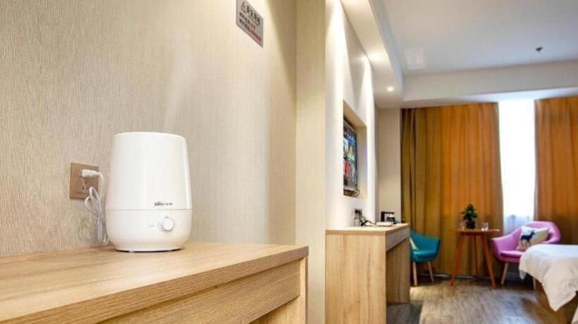 Starway Hotel Nanjing Lukou Airport