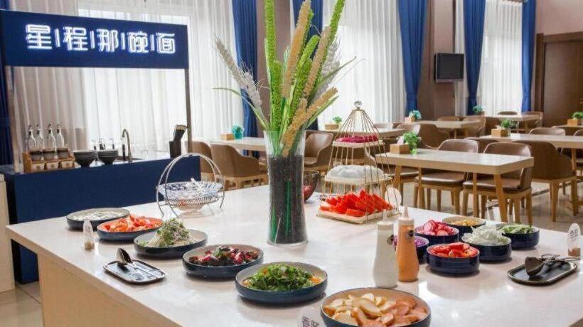 Starway Hotel Qiqihar Railway Station