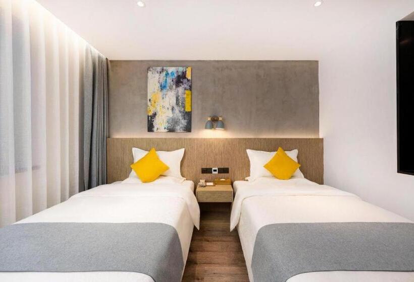 Starway Hotel Shenyang Tiexi Dream Factory