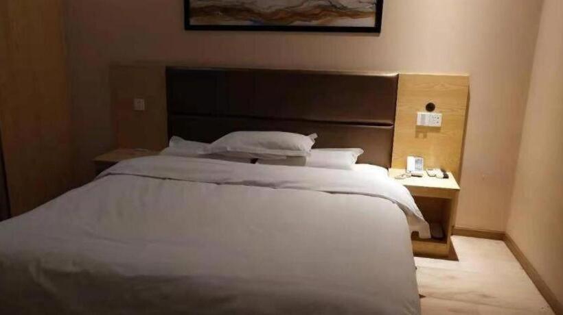 Starway Hotel Shuyang Yingbin Avenue