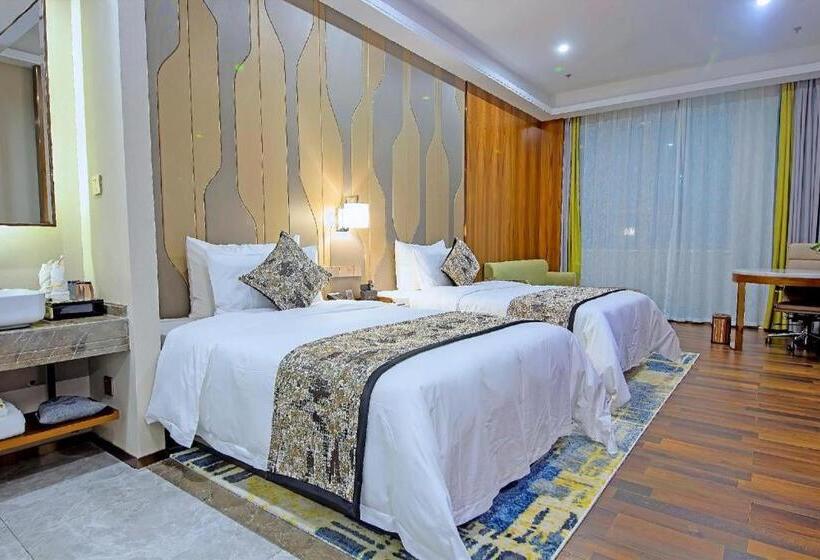 Starway Hotel Urumqi Exhibition Center