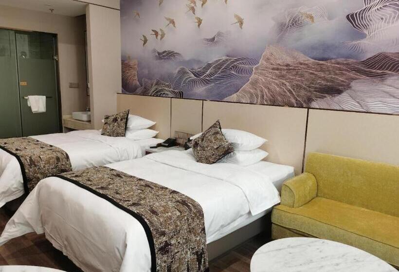 Starway Hotel Urumqi Exhibition Center