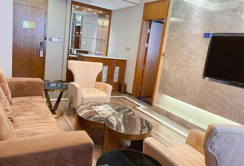 Starway Hotel Urumqi Exhibition Center