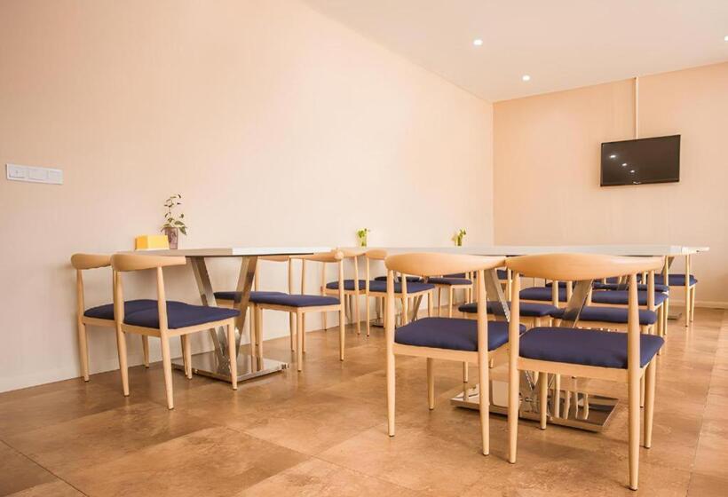 Starway Hotel Wuxi East Railway Station Anzhen