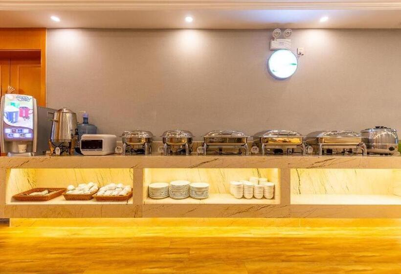 Starway Hotel Xinning Haihu New Area Xinhualian