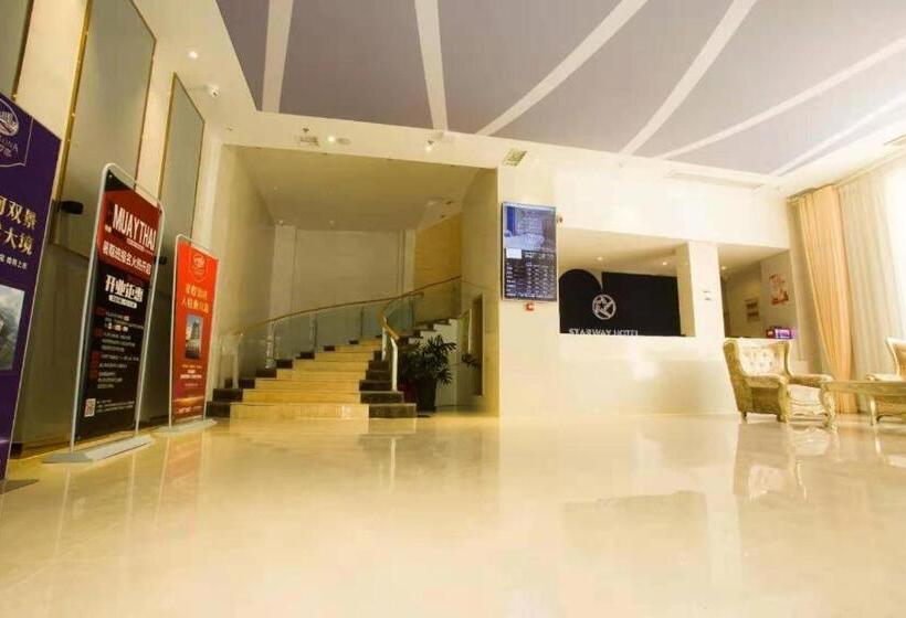 Starway Hotel Xinyi Nanjing Road