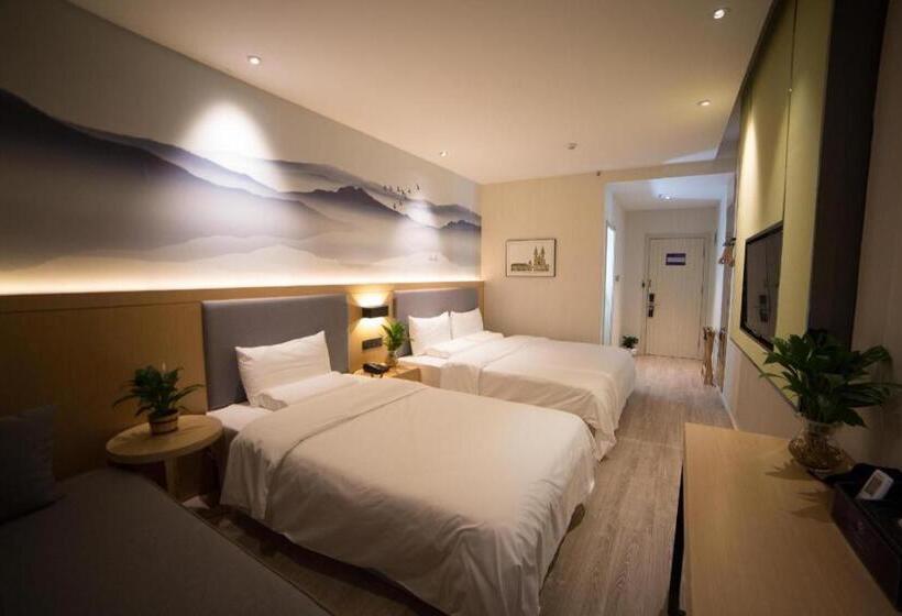 Starway Hotel Zhengzhou Economic Development Zone East Futa Metro Station