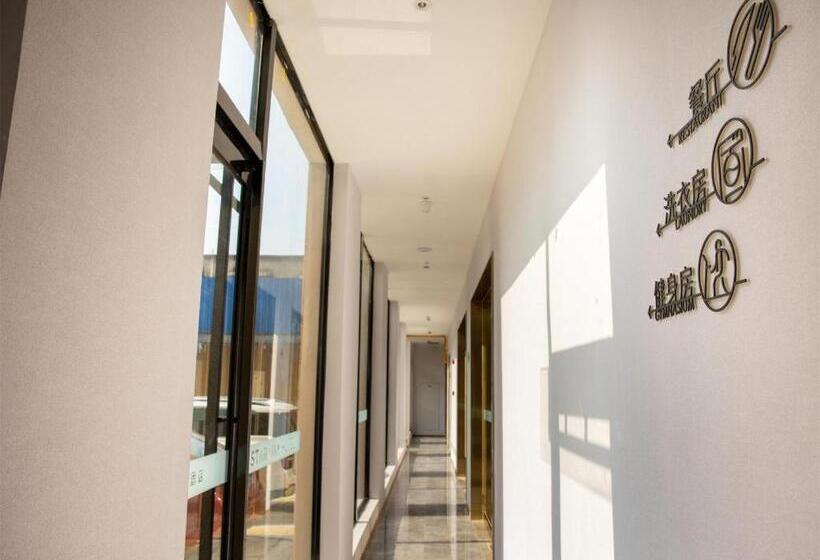 Starway Hotel Zhoukou Huanghe Road