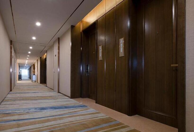 Venus Royal Hotel Nanning East High Speed Railway Station