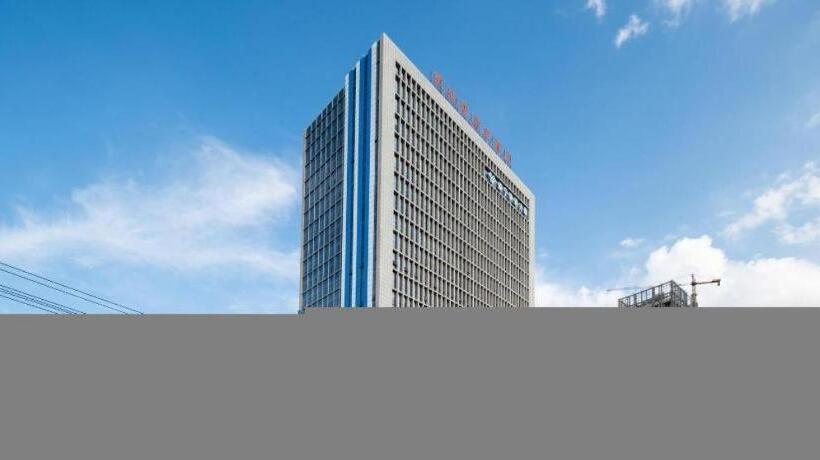 Venus Royal Hotel Nanning East High Speed Railway Station