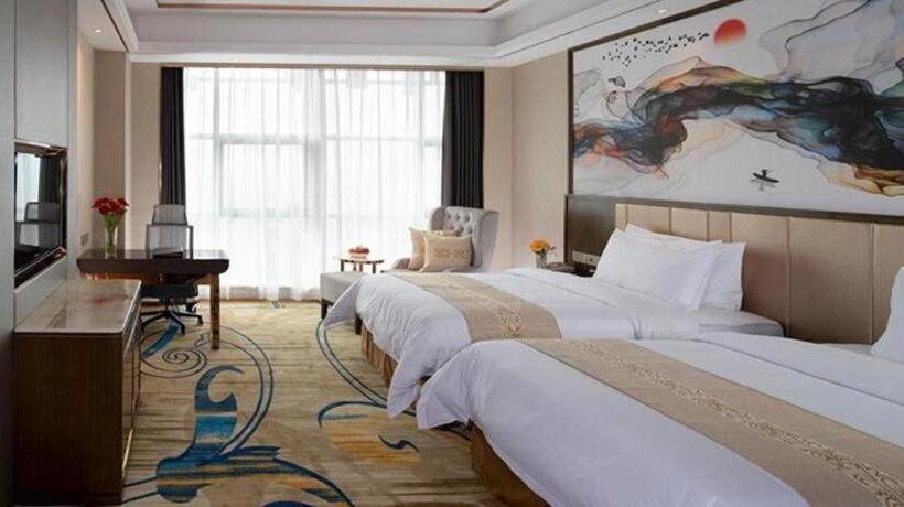 Venus Royal Hotel Nanning East High Speed Railway Station