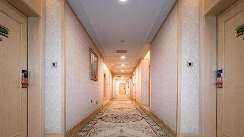 Vienna Hotel Anhui Suzhou Fuxiao Avenue