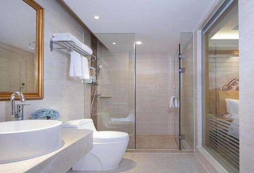 Vienna Hotel Guangdong Jiangmen Wanda Plaza Huiyuecheng