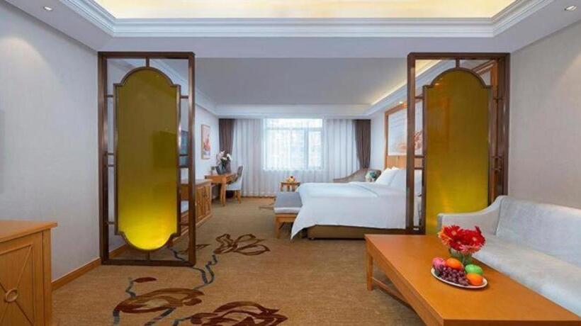 Vienna Hotel Jilin Dunhua High Speed Railway Station