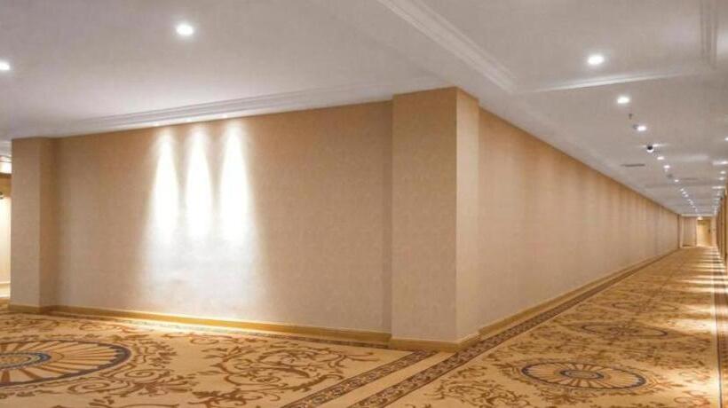 Vienna Hotel Shandong Dezhou Government Shopping Plaza