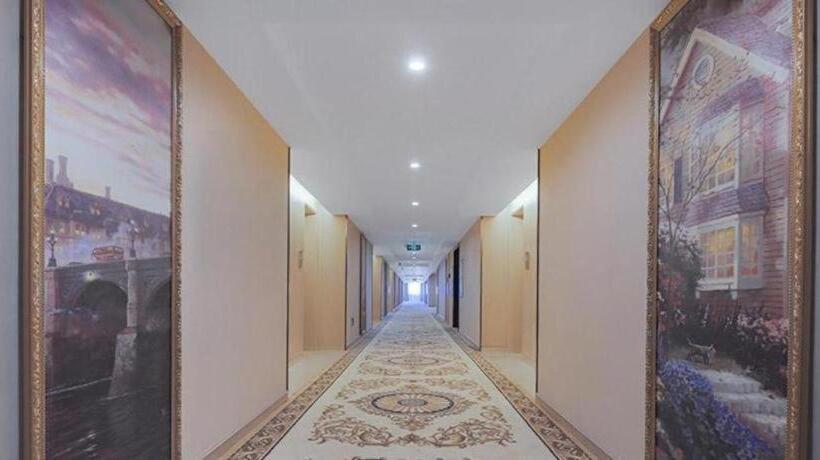 Vienna Hotel Shanxi Xiaoyi People S Square Xinyi Street