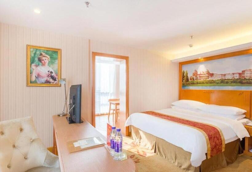 Vienna Hotel Weifang Taihuacheng