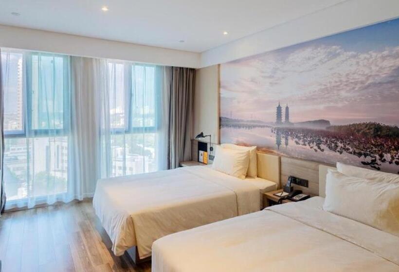 Atour Hotel Suqian Fazhan Avenue
