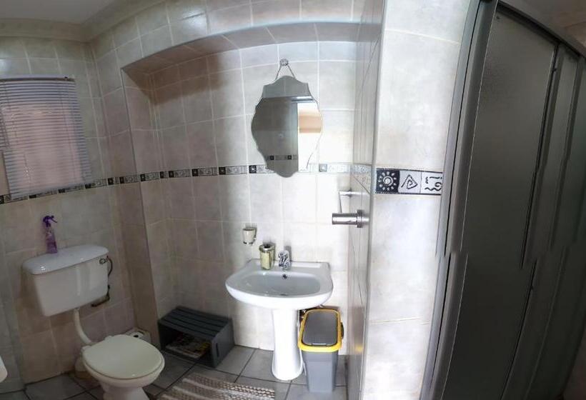 مبيت وإفطار Hill Manor Room 2 Self Catering Unit