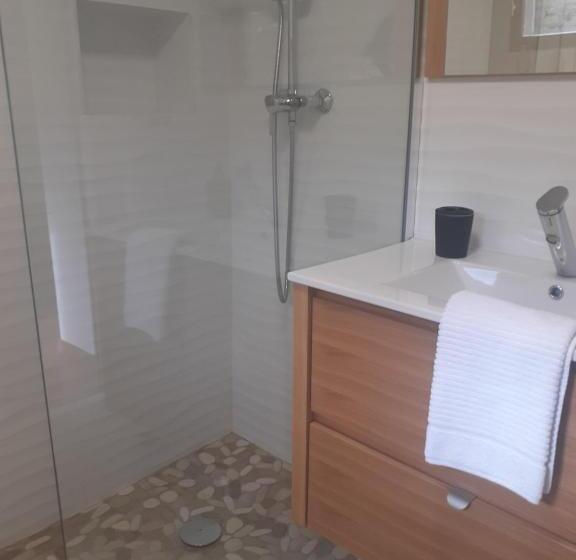 Bed and Breakfast La Maison De Sama à Paris Près Du Métro