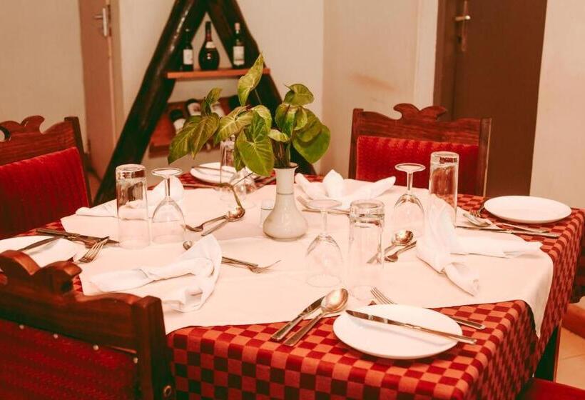 مبيت وإفطار Ngorongoro Camp And Lodge