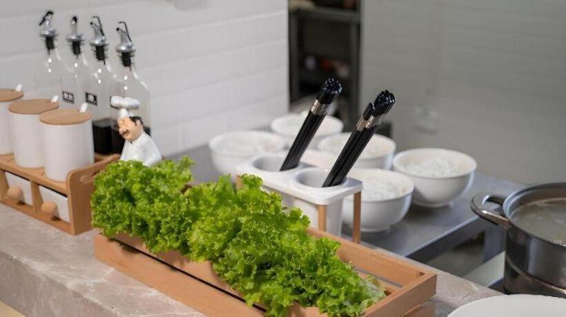 Borrman Hotel Yuxi Yuxing Road