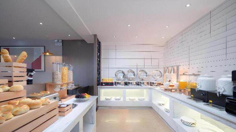 Borrman Hotel Yuxi Yuxing Road