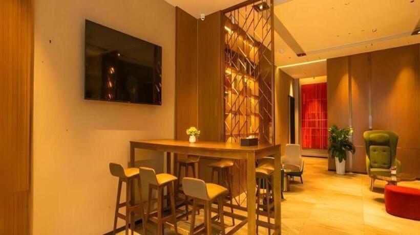 Borrman Hotel Zhanjiang Wuchuan Jinsha Plaza