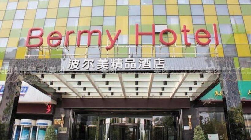 Chonpines Hotels· Shijiazhuang Fangbei