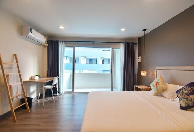 Duplex Rooms Pool View At Thalay Cha Am