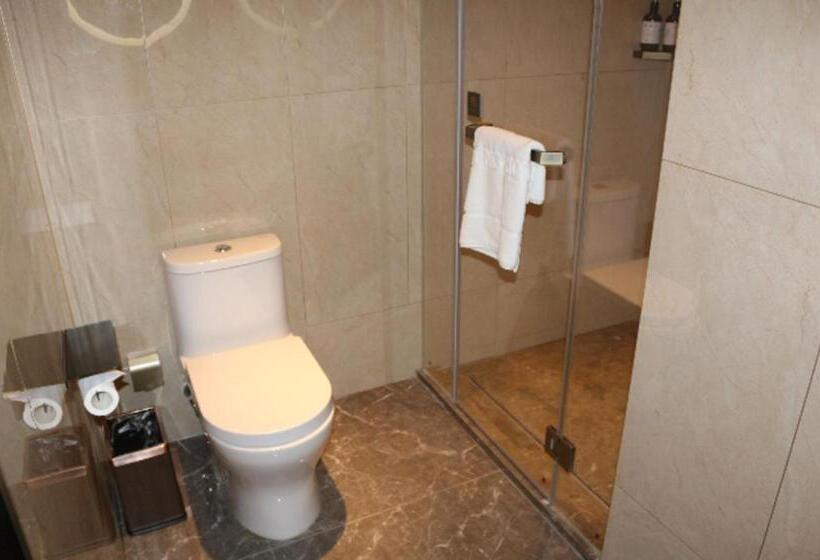 E Cheng Hotel Shenyang North Railway Station