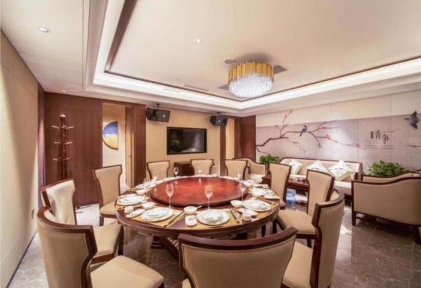 Echarm Hotel Shenyang Zhongjie North Station Metro Station