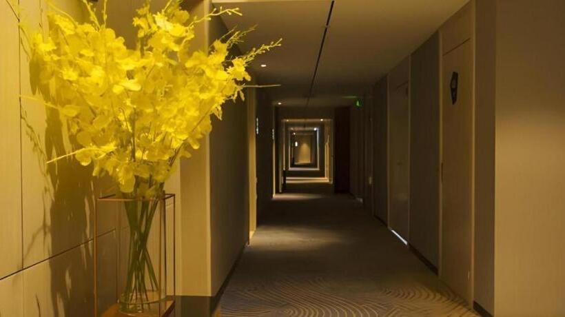 Echarm Hotel Zhongxiang Mochou Lake