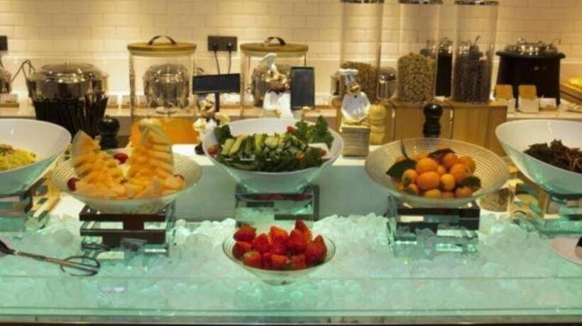 Echarm Hotel Zhongxiang Mochou Lake