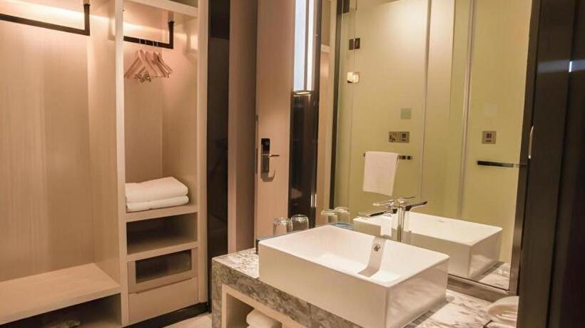 Echarm Hotel Zhongxiang Mochou Lake