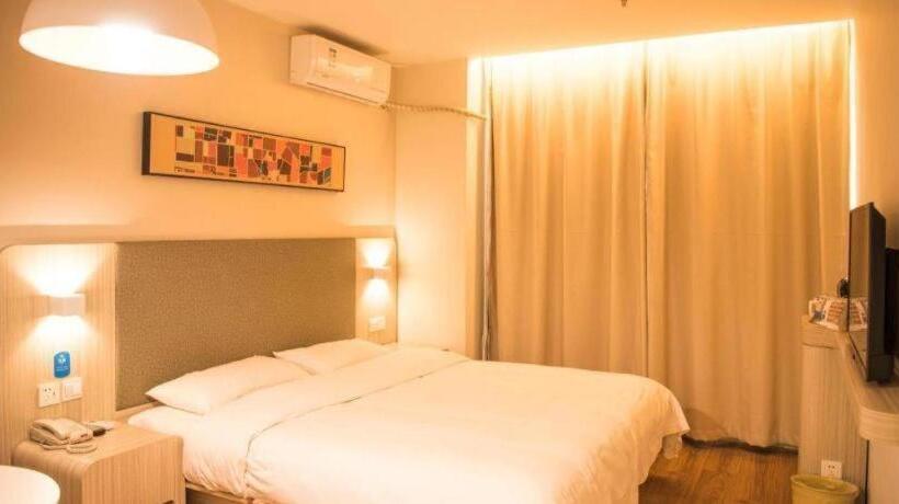 Hanting Hotel Baoding Yi County Culture Square