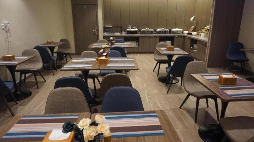 Hanting Hotel Xingtai Ningjin County Bus Station